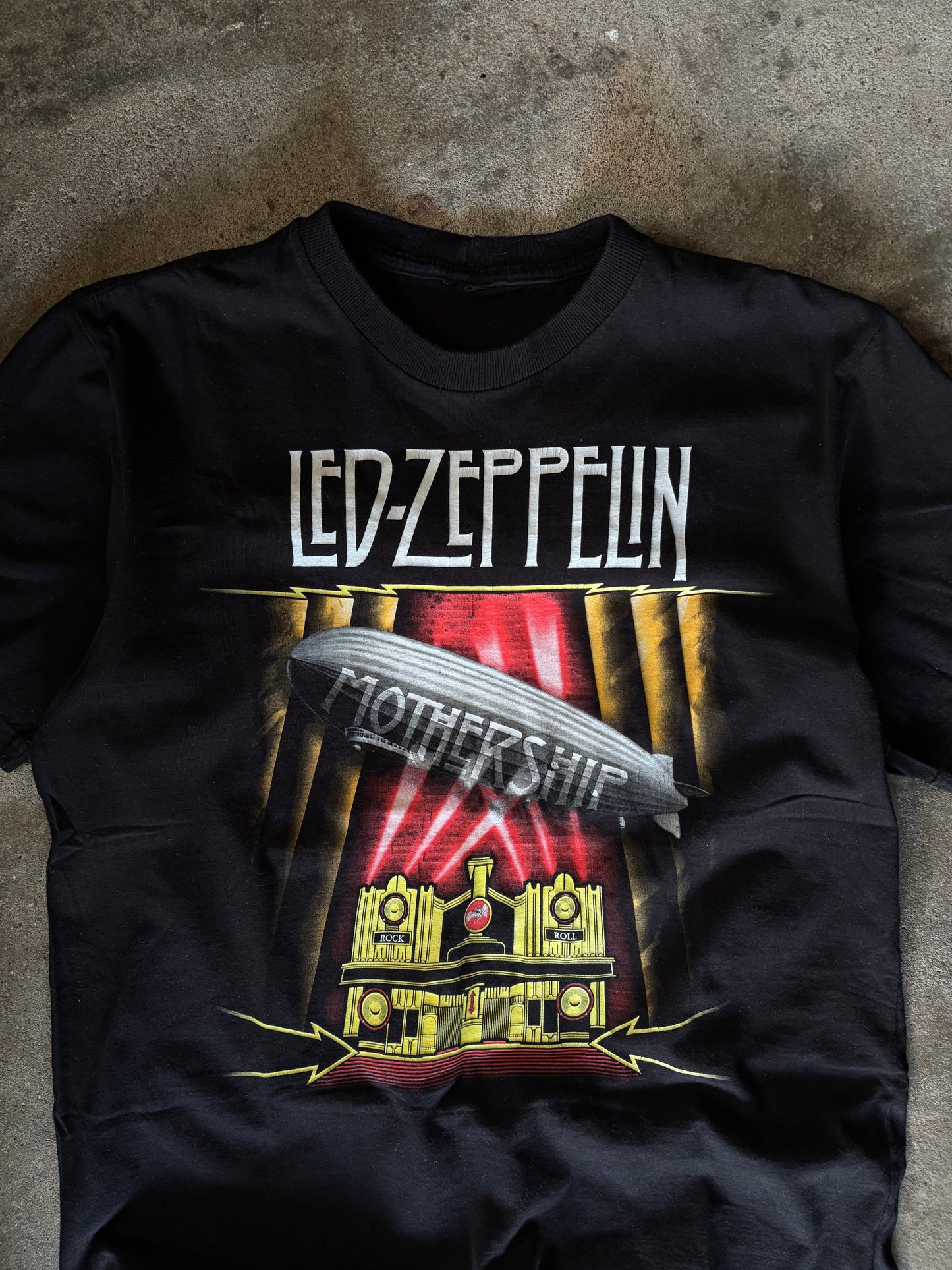 Vintage LED Zeppelin T-Shirt Size M