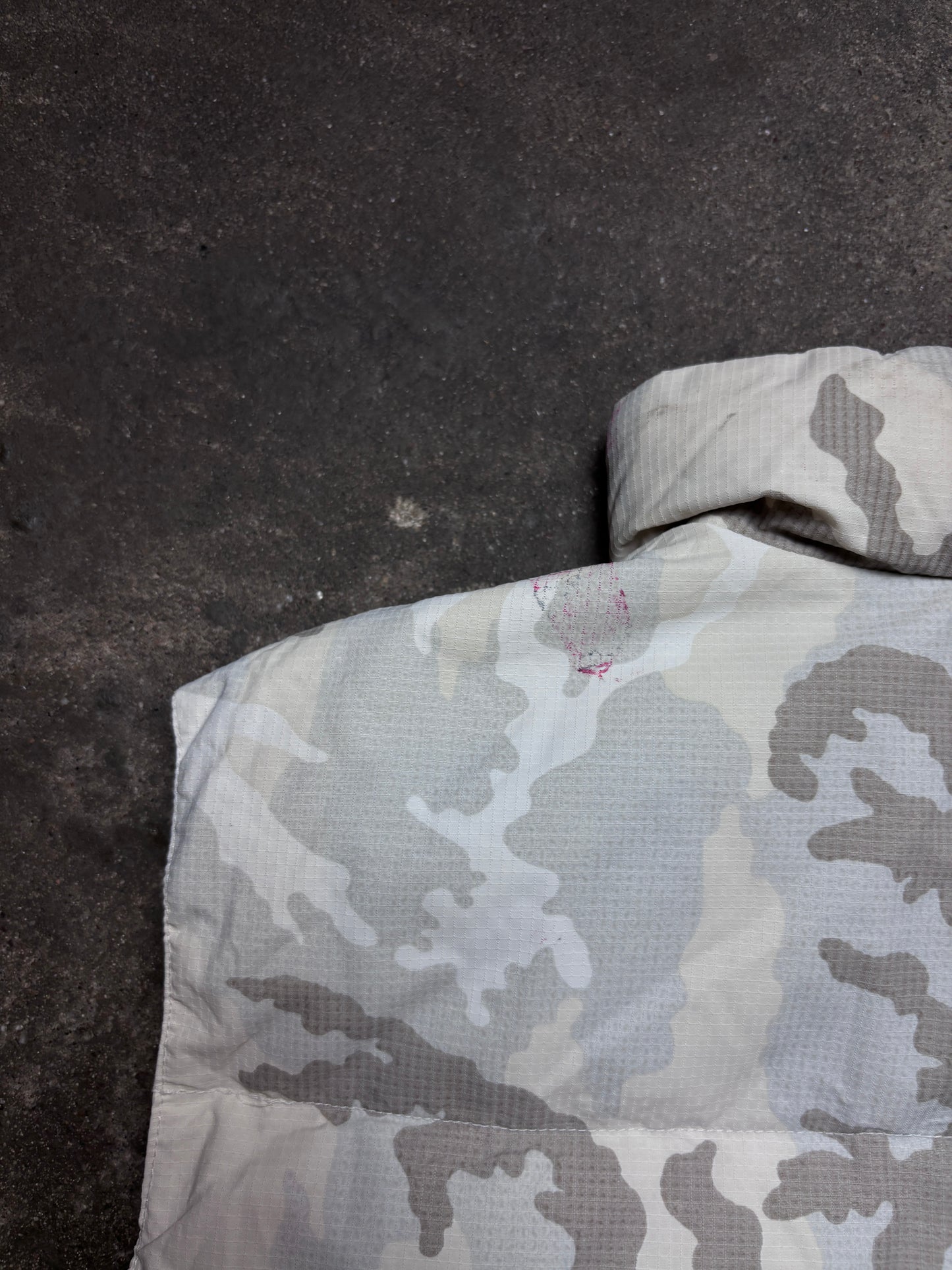 Vintage Snow Camouflage Puffer Vest